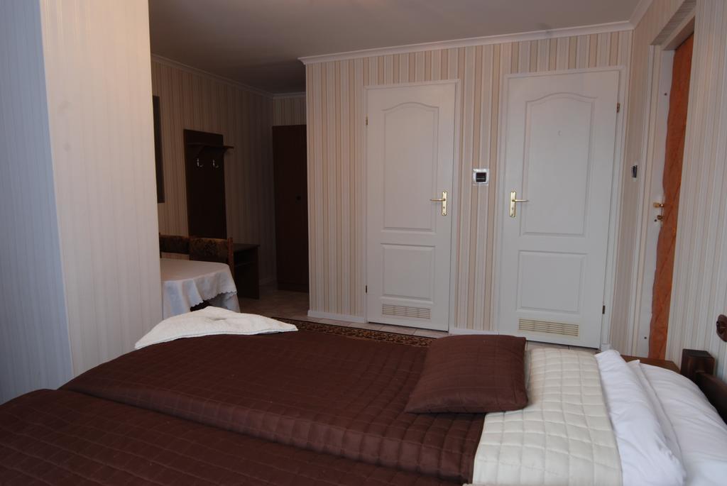 Hotel La-Musica Piaseczno  Esterno foto