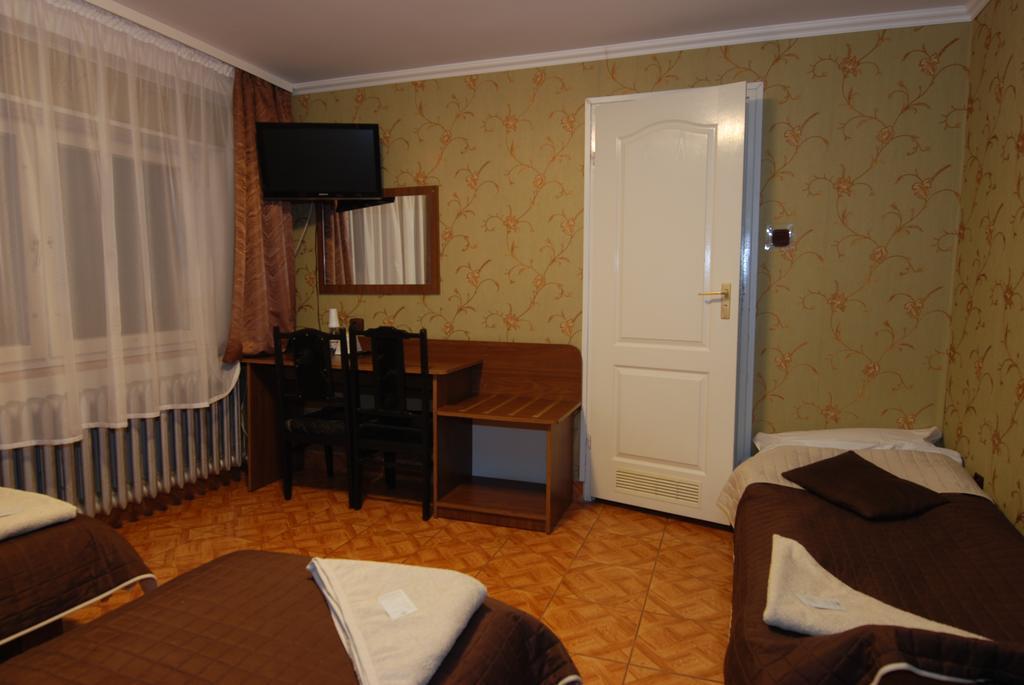 Hotel La-Musica Piaseczno  Esterno foto