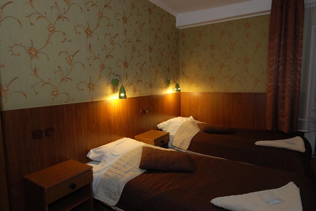 Hotel La-Musica Piaseczno  Esterno foto